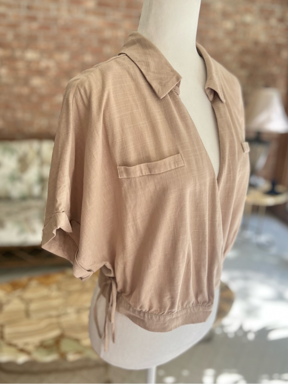 Guess Tan Wrap Crop Top Linen Blend Woven Dolman Sleeve XL Festival - Picture 11 of 13